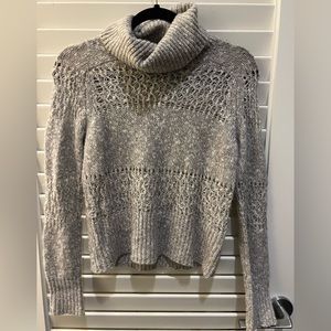 360 Cashmere gray sweater